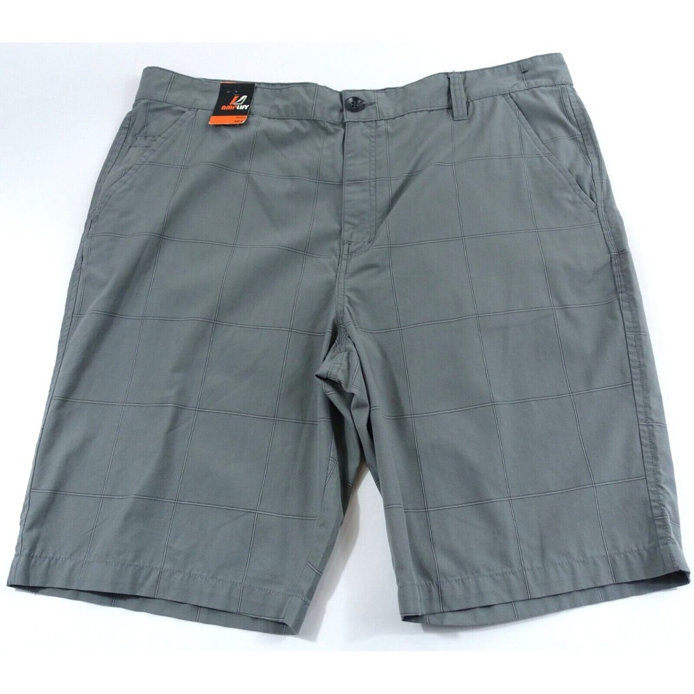 Amplify Vesper Cargo Shorts Men 40 Pockets Cotton Polyester Gray Checker